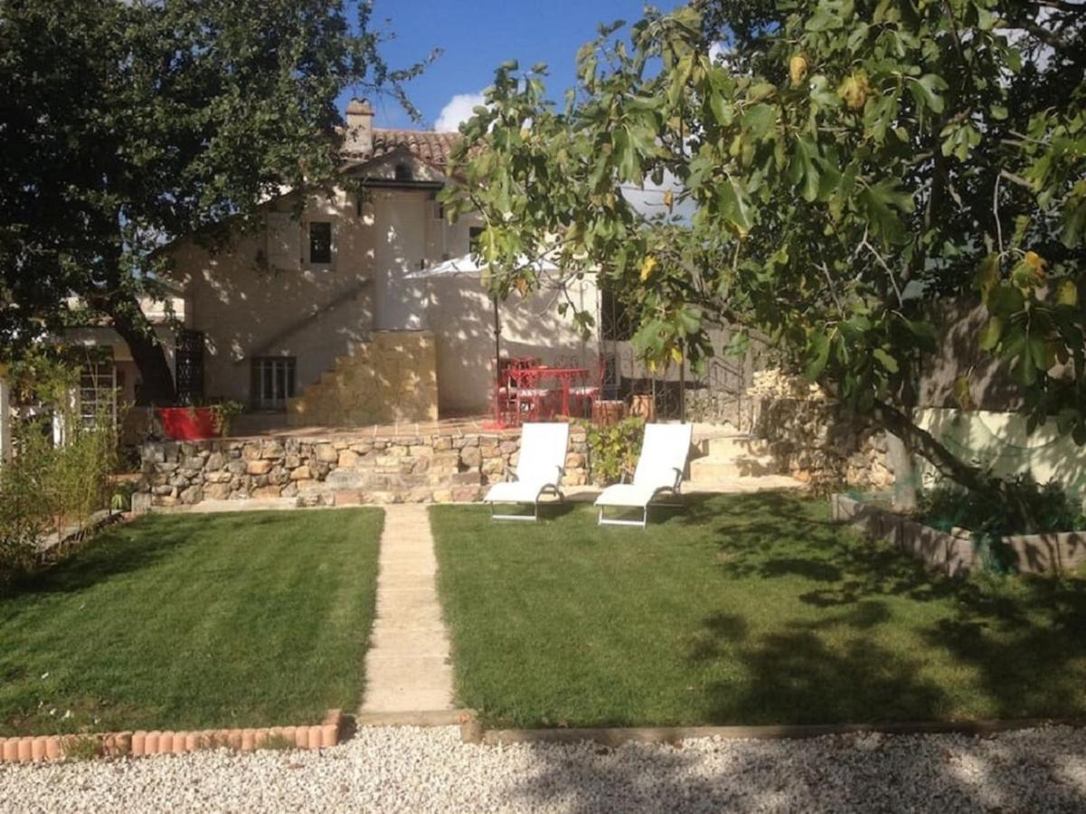 La Vignarelle Acomodação com café da manhã Callas Exterior foto